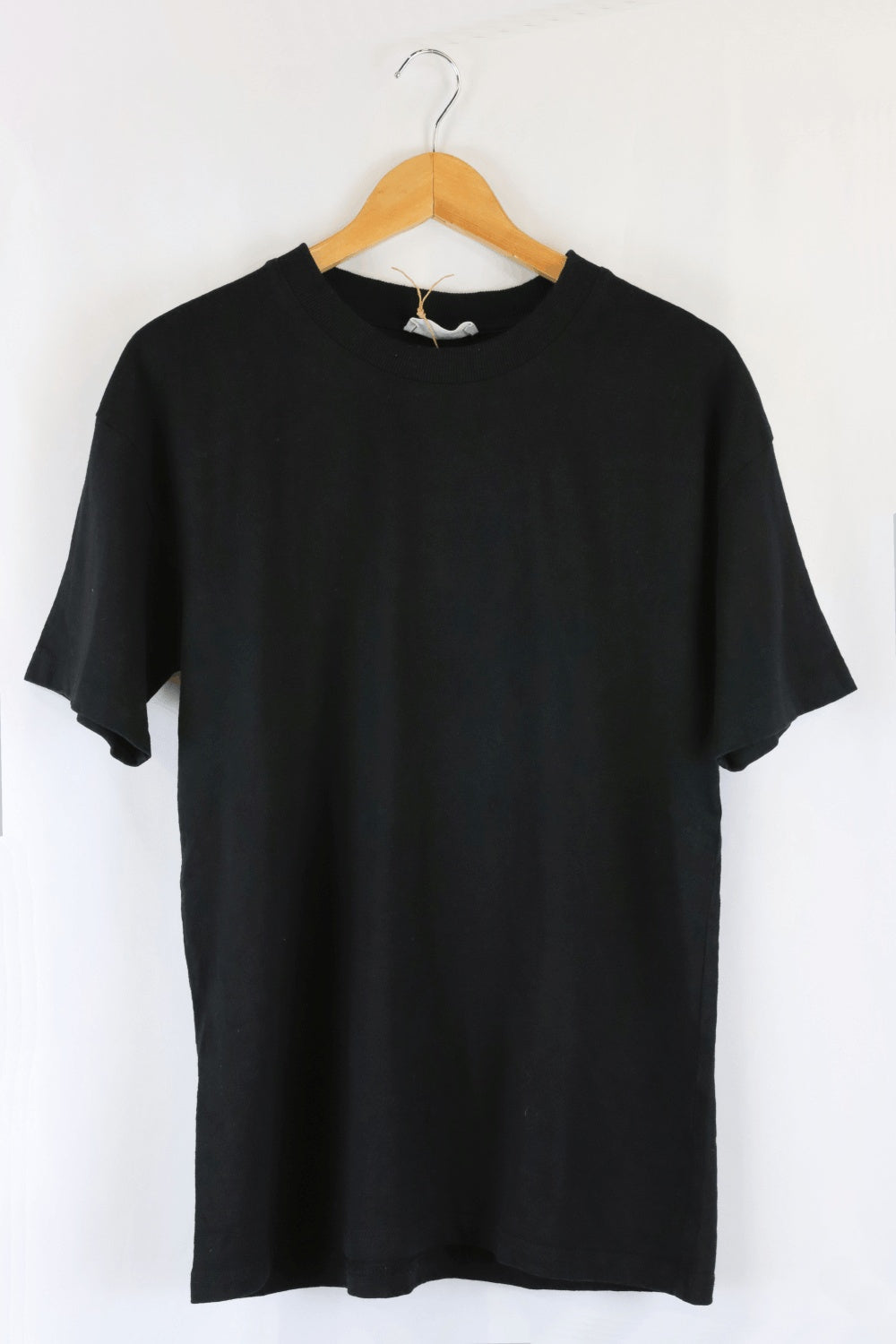 Showpo Black T-shirt 8