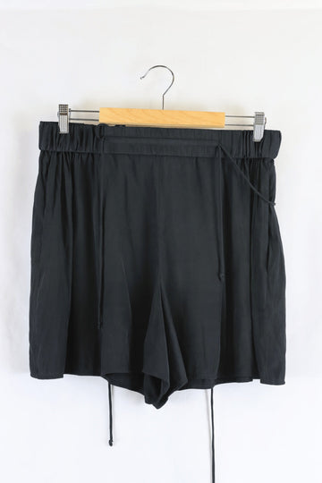 Country Road Black Shorts S