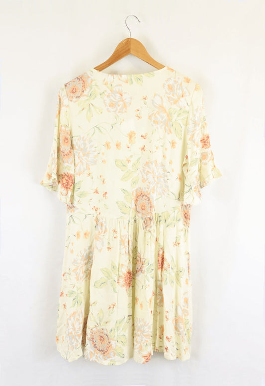 Jaase White Floral Dress M