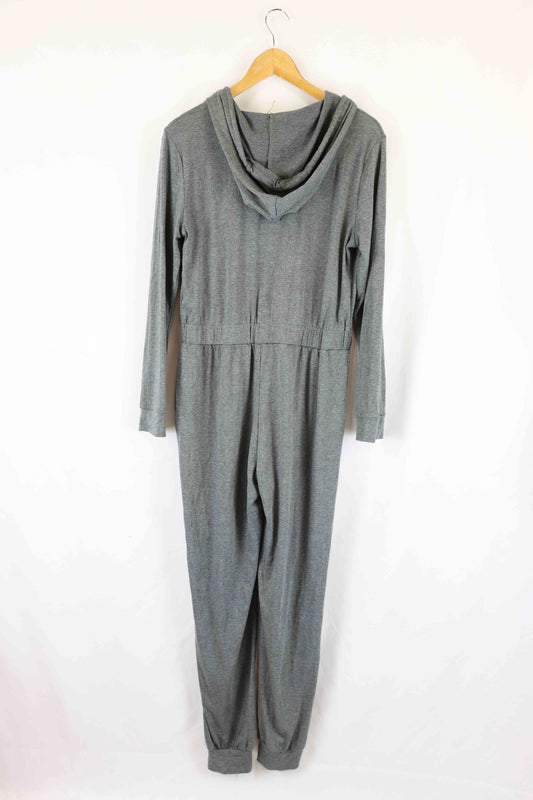 Cupshe Grey Jumpsuit M