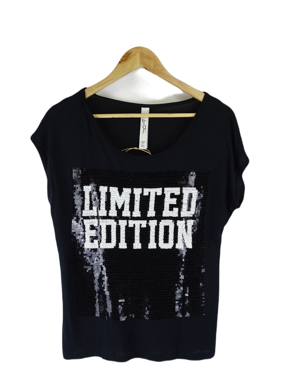 Lorna Jane Limited Edition Sequin T-shirt S