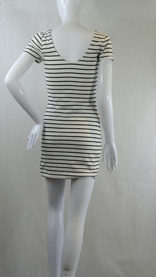 Betty TShirt dress 8