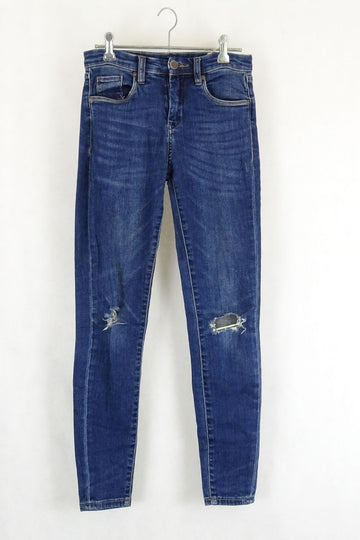 Blank NYC Mid Rise Skinny Jeans 26