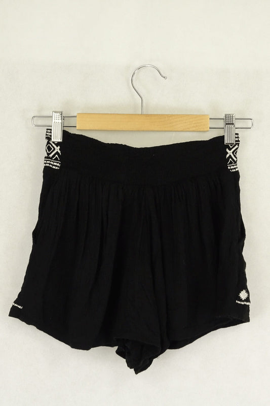 Seed Embellished Shorts 6