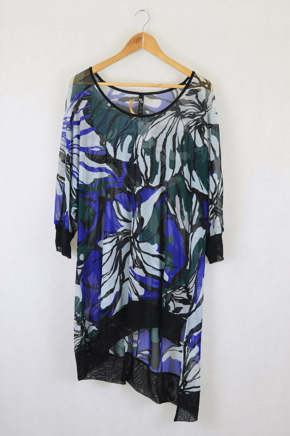 Taking Shape TS Sheer Floral Top M