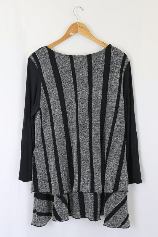 Soda Black And Grey Knit L