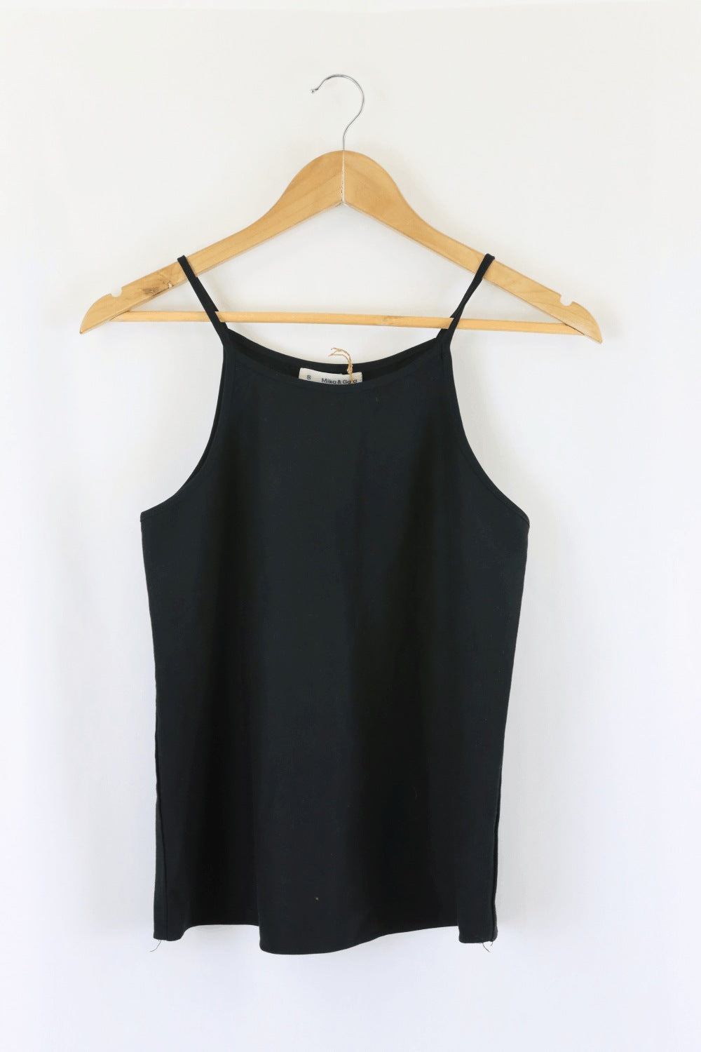 Mika & Gala Black Singlet 8