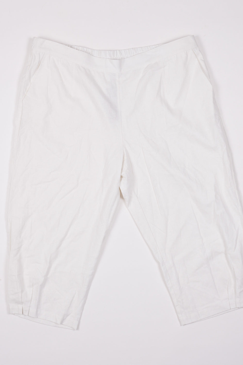 Avocado White Tuck Hem 7/8th Pant AU 20 / 38