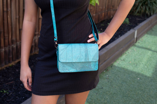 Vegan Leather Clutch - Turquoise