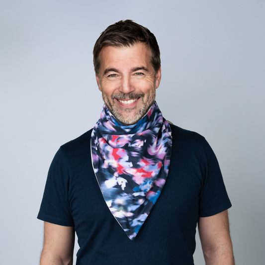 Man wearing a colourful bandana