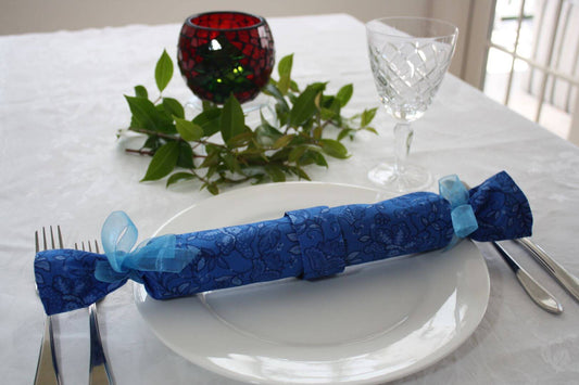 Set of 4 : Re-useable Christmas Crackers (in design of your choice)